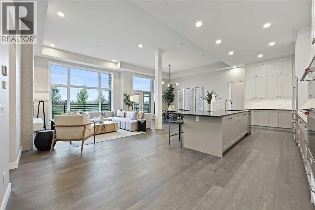 102, 130 Marina Cove SE