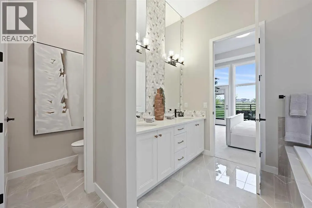 102, 130 Marina Cove SE