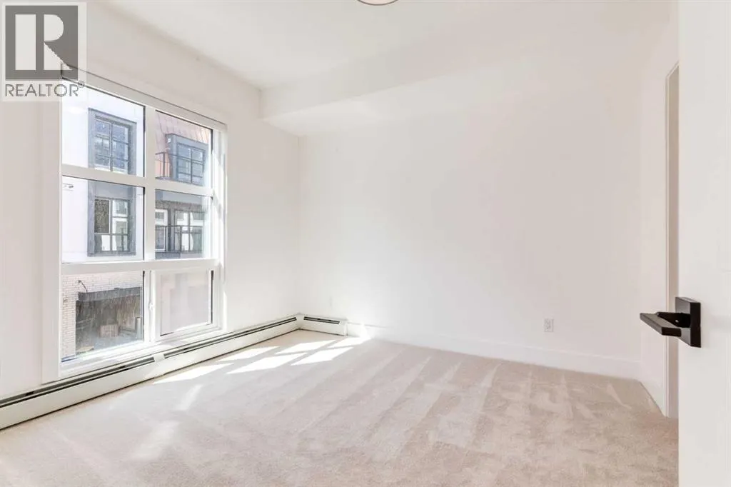 203, 330 Dieppe Drive SW