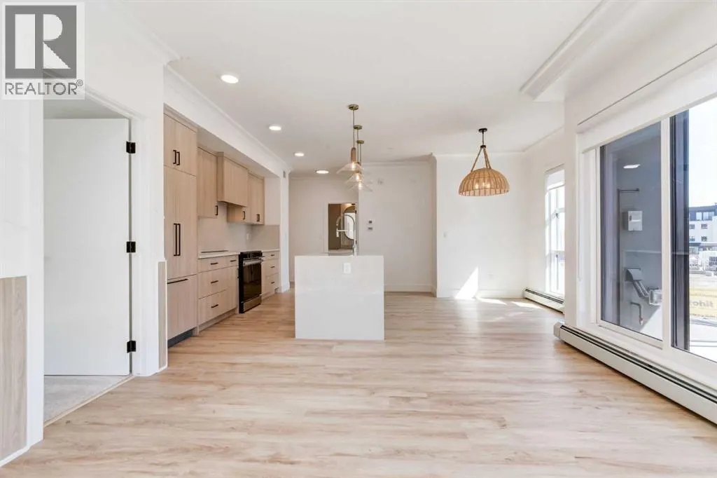 203, 330 Dieppe Drive SW