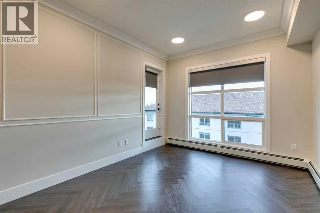 110, 330 Dieppe Drive SW