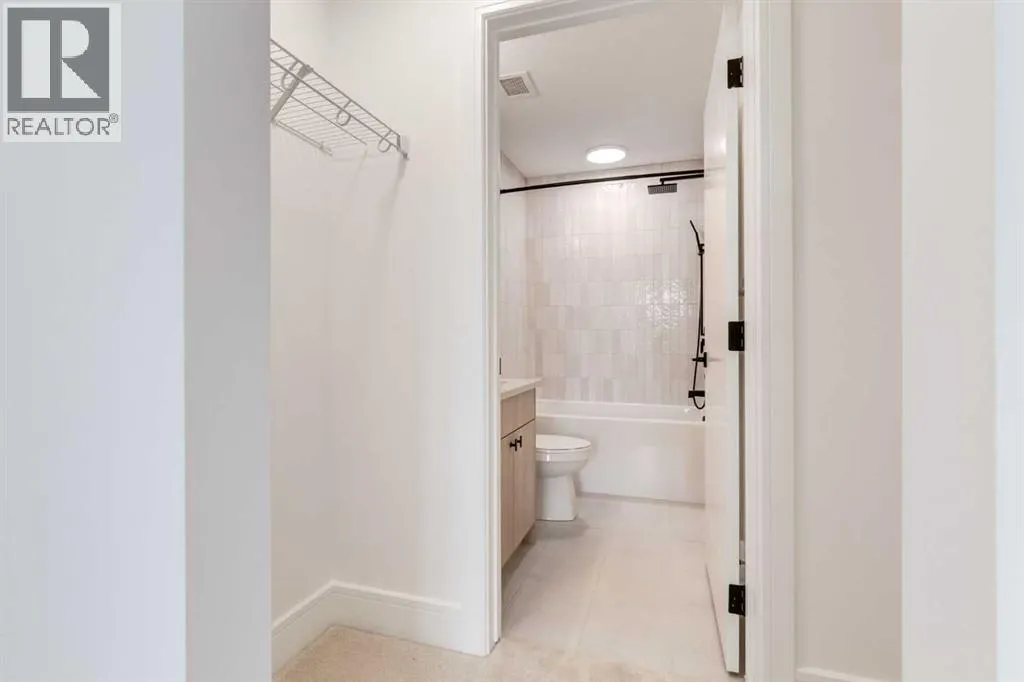 406, 330 Dieppe Drive SW
