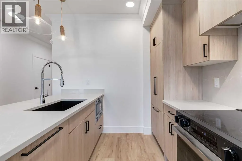 406, 330 Dieppe Drive SW