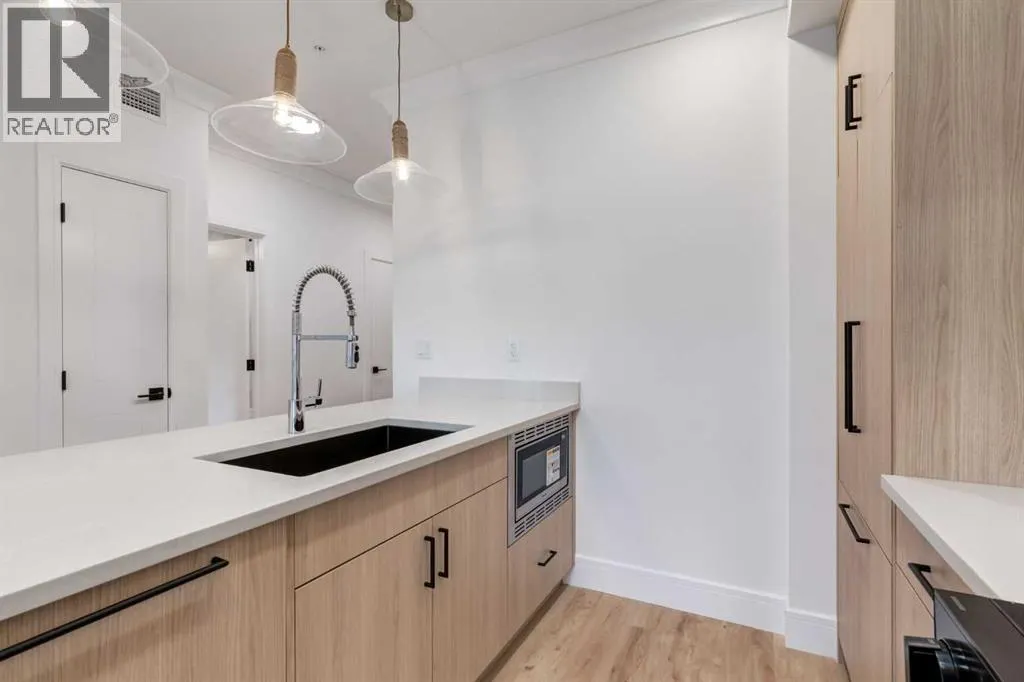 406, 330 Dieppe Drive SW