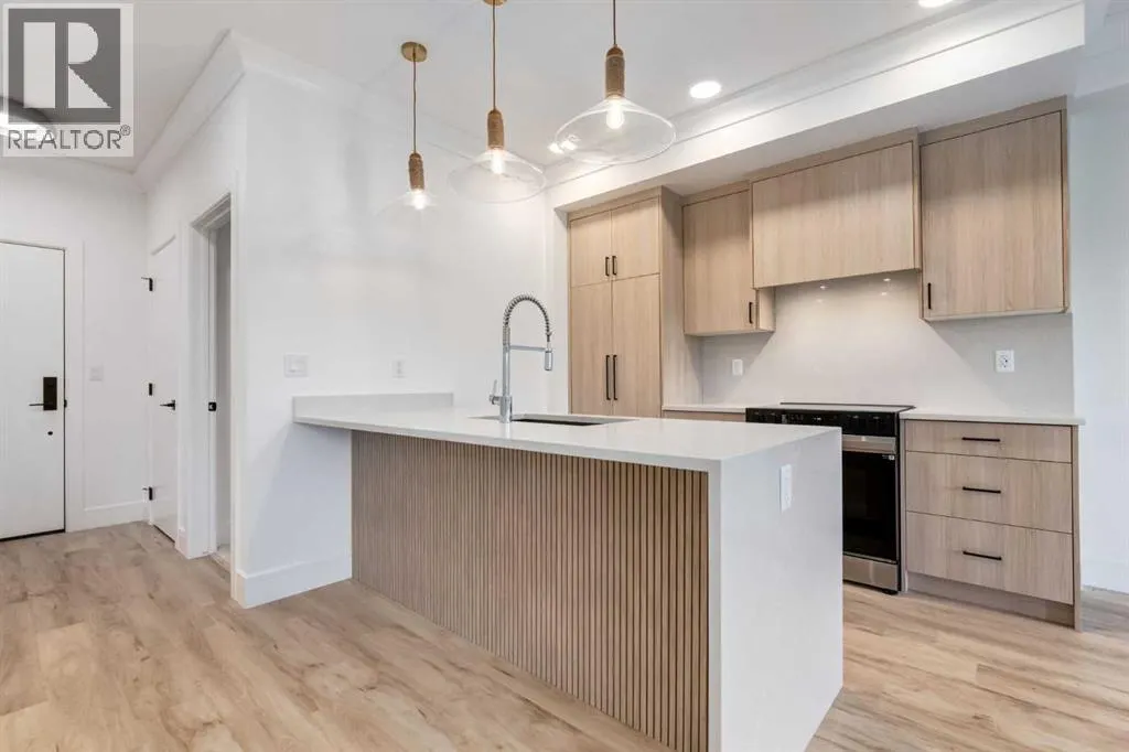406, 330 Dieppe Drive SW