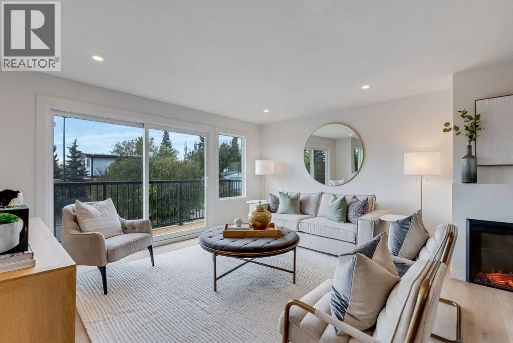 528 Dalmeny Hill NW