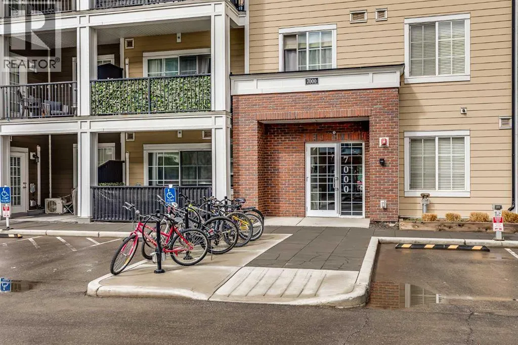 7415, 151 Legacy Main Street SE