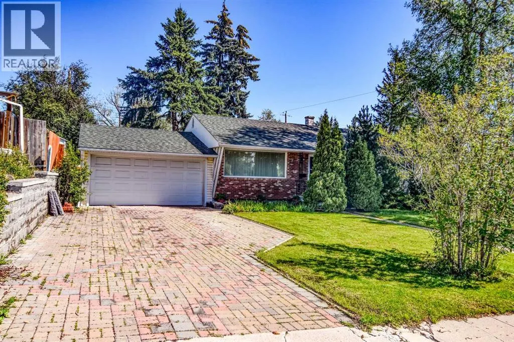 1140 Trafford Drive NW