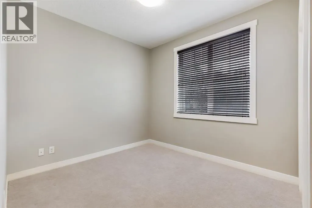 393 McKenzie Towne Gate SE