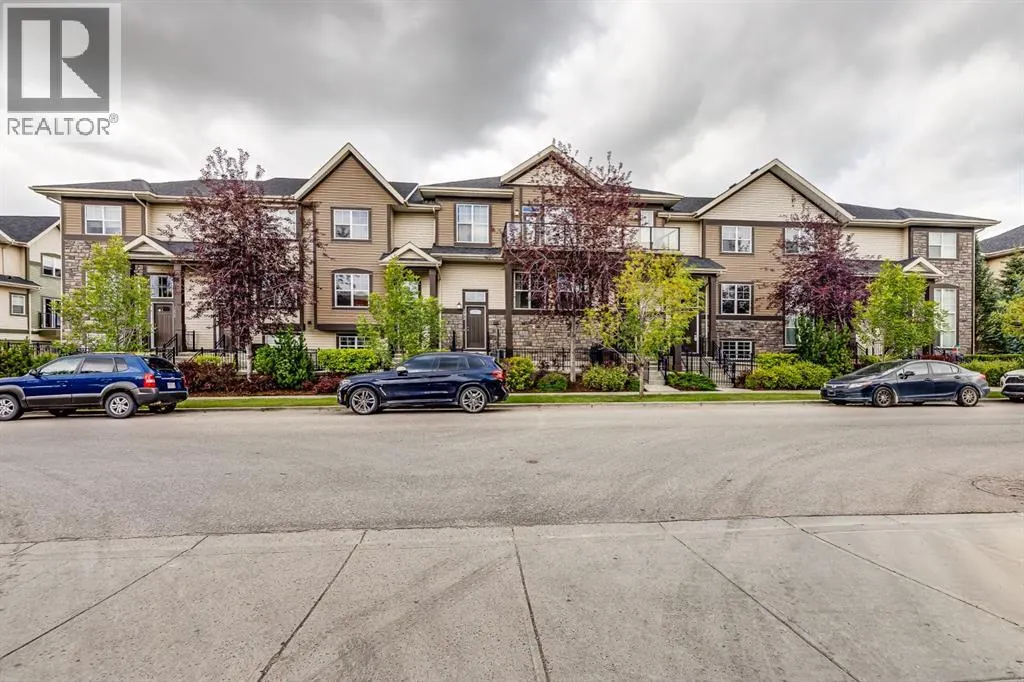 393 McKenzie Towne Gate SE