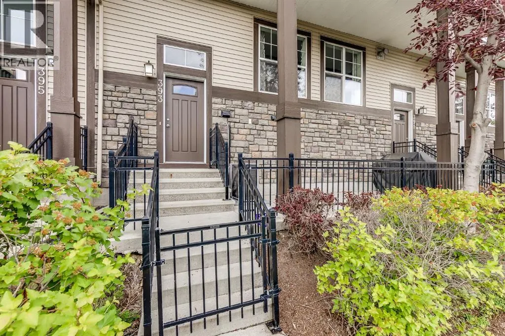 393 McKenzie Towne Gate SE