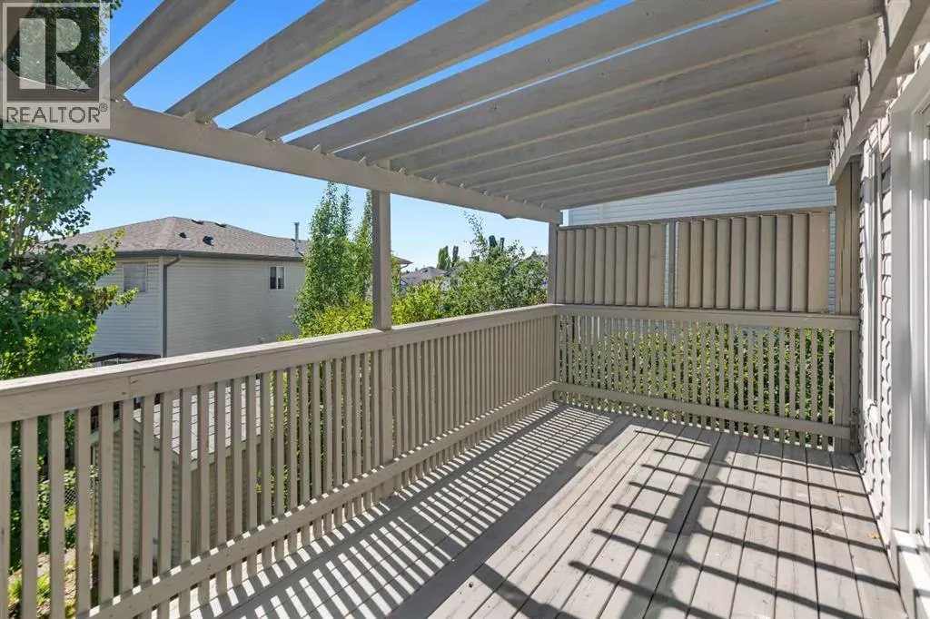 106 Tuscarora Crescent NW