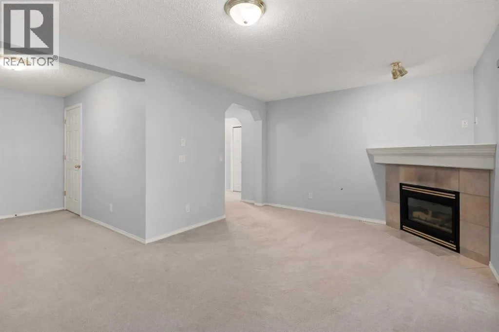 106 Tuscarora Crescent NW
