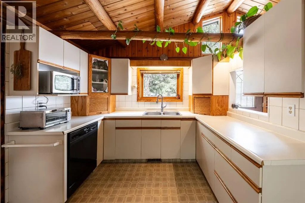 5 Poplar Place