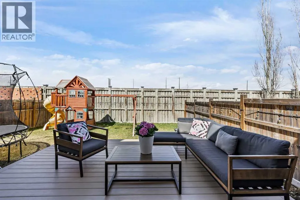 383 Mahogany Terrace SE