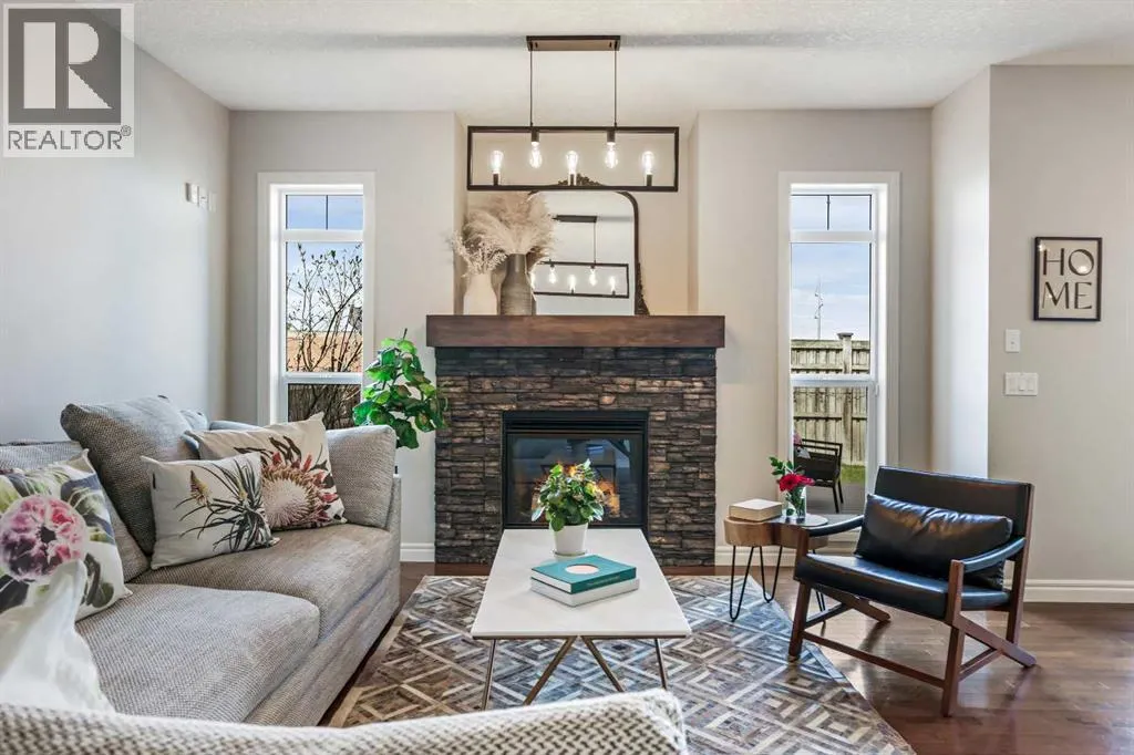 383 Mahogany Terrace SE