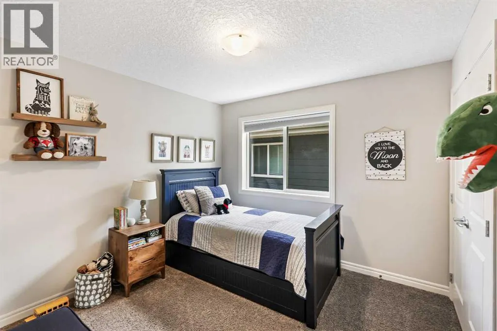 383 Mahogany Terrace SE