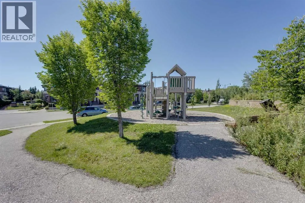 12 Aspen Hills Court SW