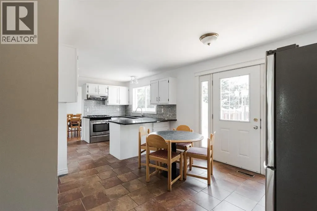 182 Sifton Avenue