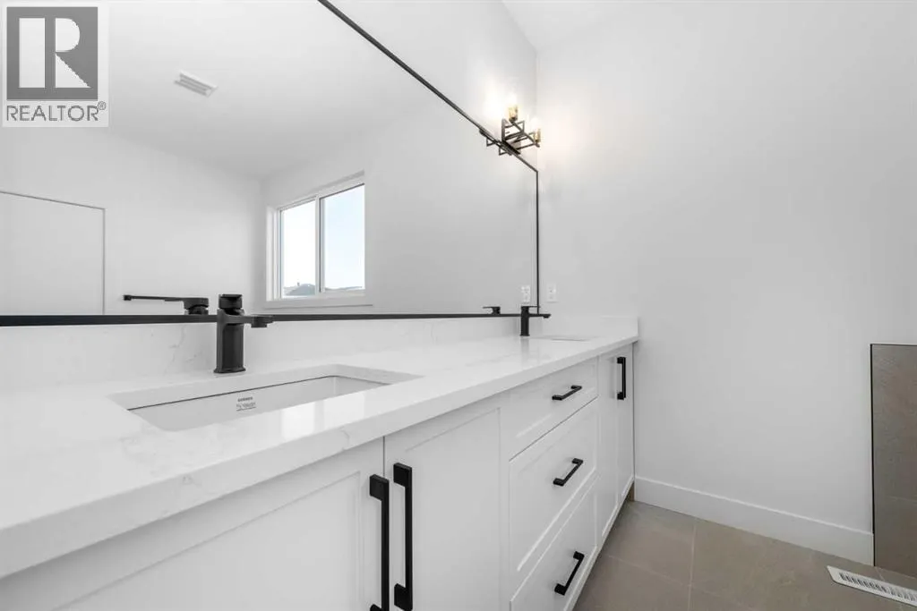 289 Waterford Heath