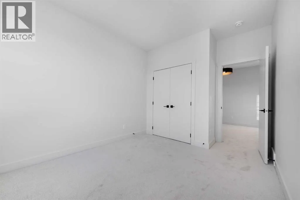 289 Waterford Heath