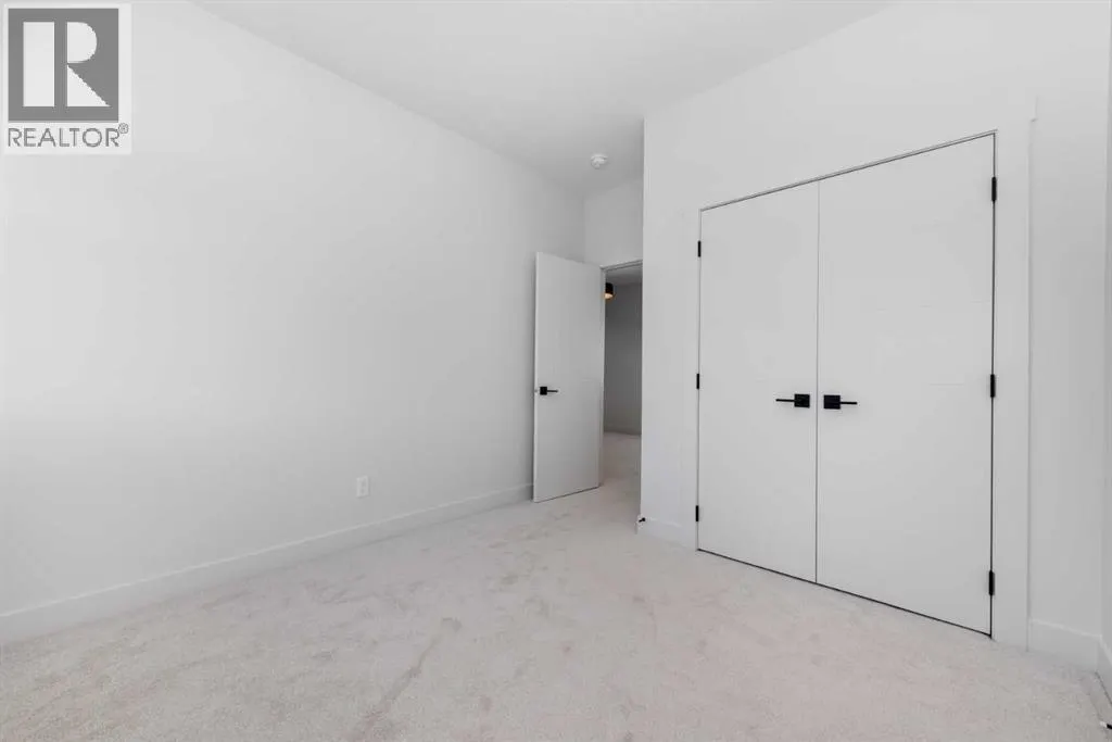 289 Waterford Heath