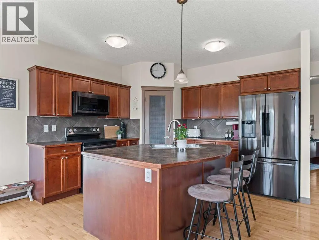 95 Crystal Shores Road