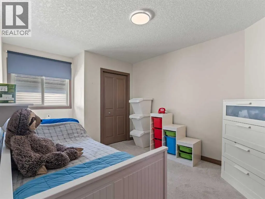 95 Crystal Shores Road