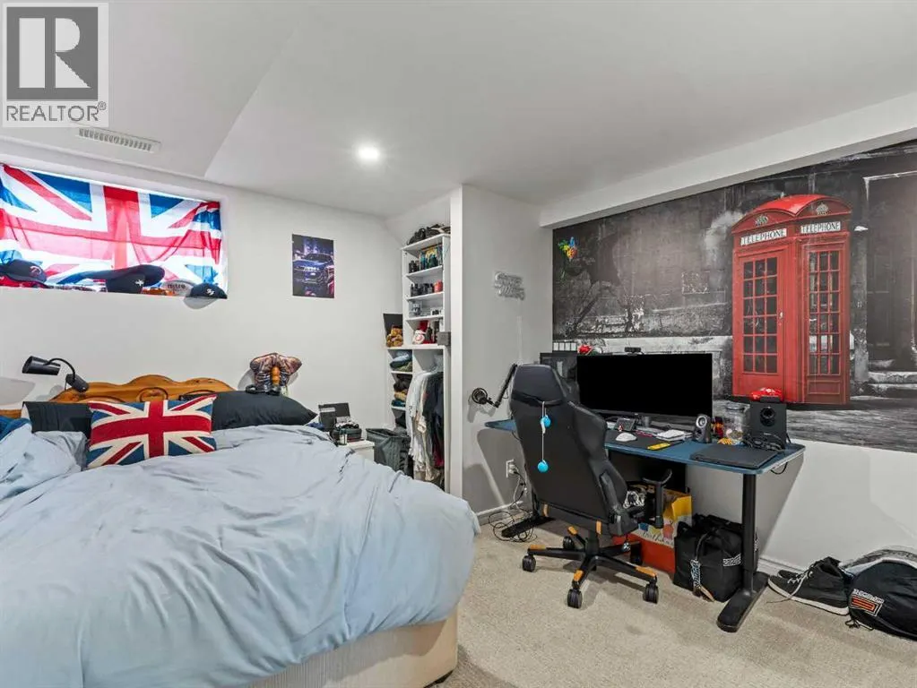 95 Crystal Shores Road