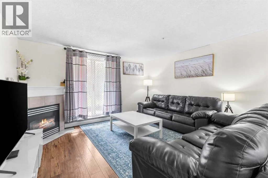 107, 9 Country Village Bay NE
