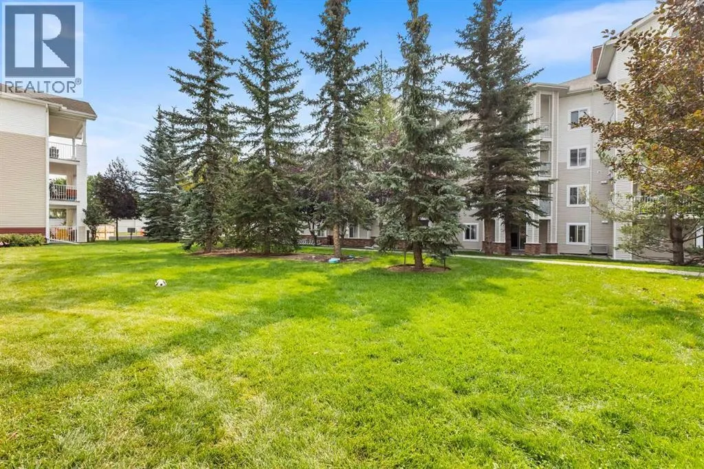 107, 9 Country Village Bay NE