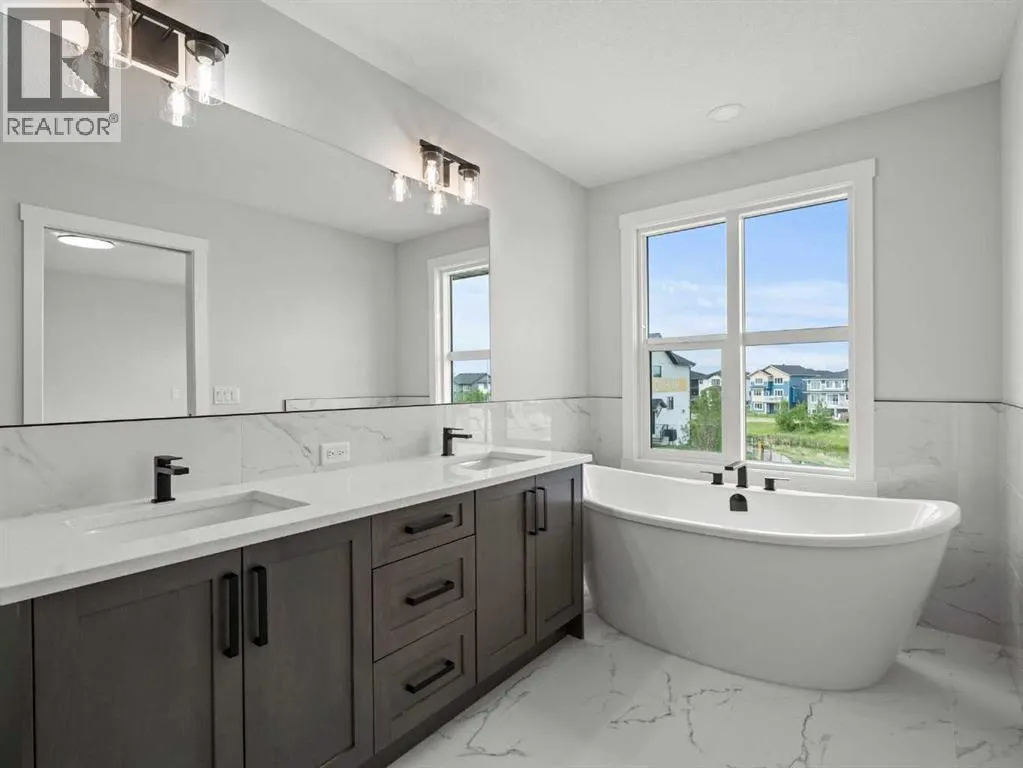 271 Kinniburgh Loop