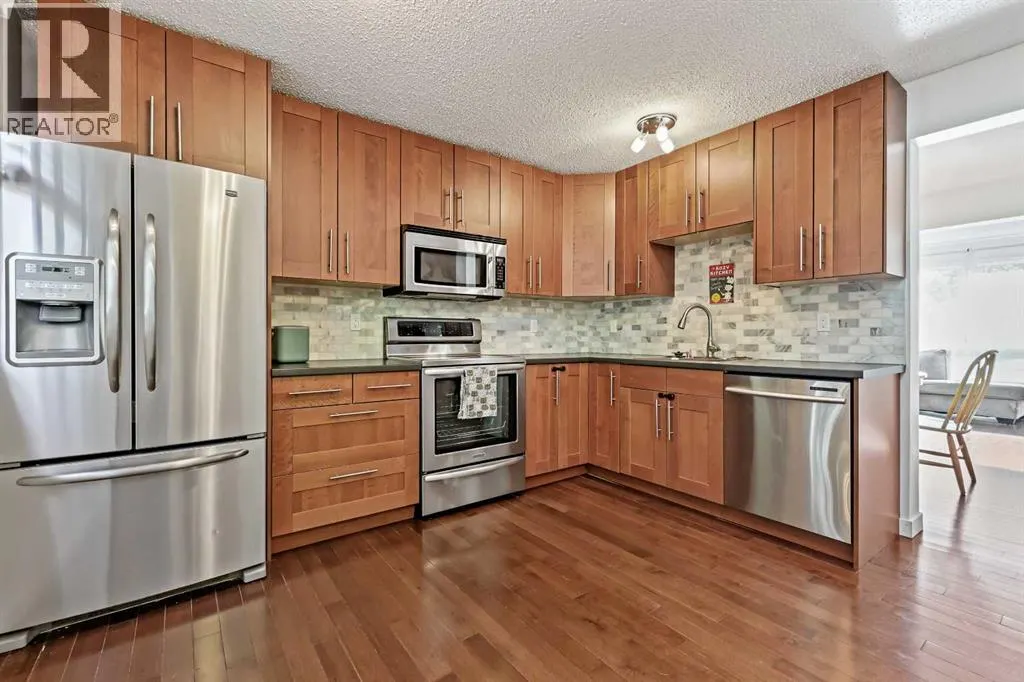 67, 5625 Silverdale Drive NW