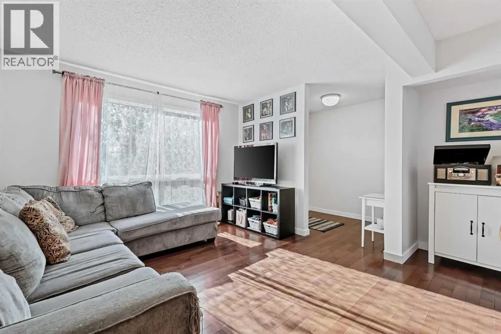 67, 5625 Silverdale Drive NW