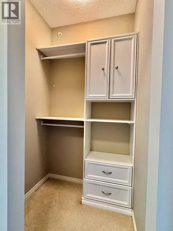 408, 102 Cranberry Park SE