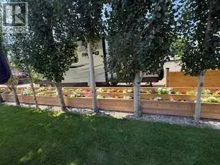 166, 370165 79 Street E