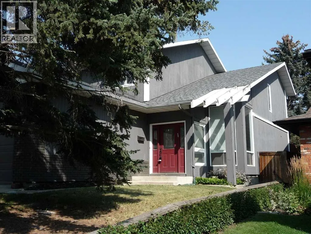 235 Coachwood Crescent SW