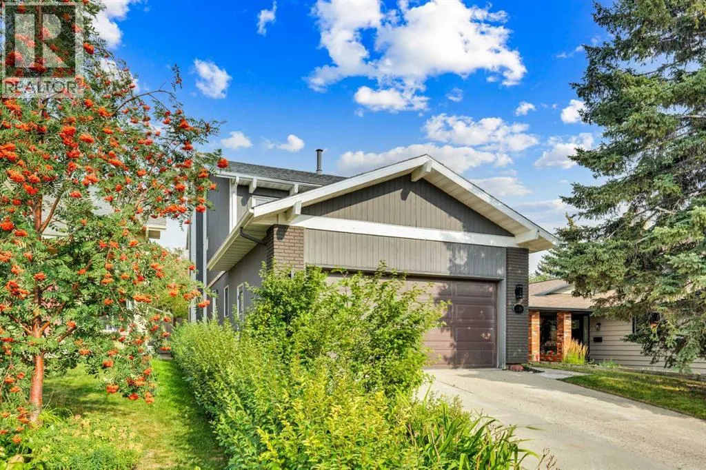 235 Coachwood Crescent SW