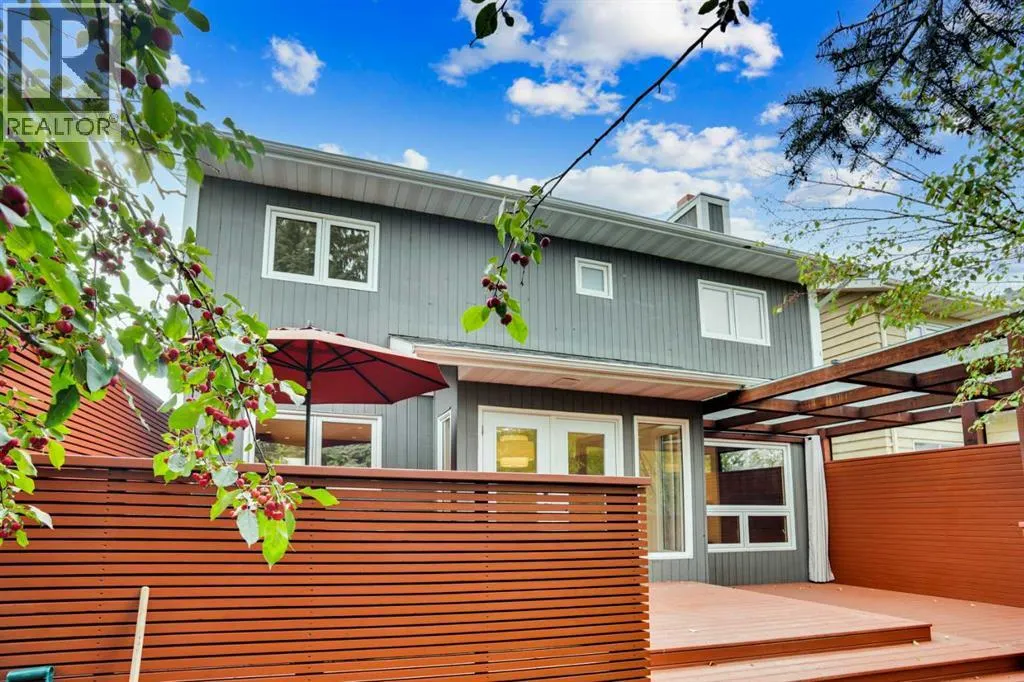 235 Coachwood Crescent SW