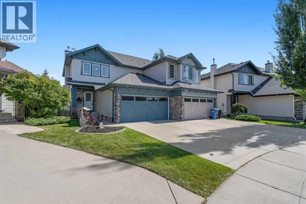 121 Cougarstone Place SW