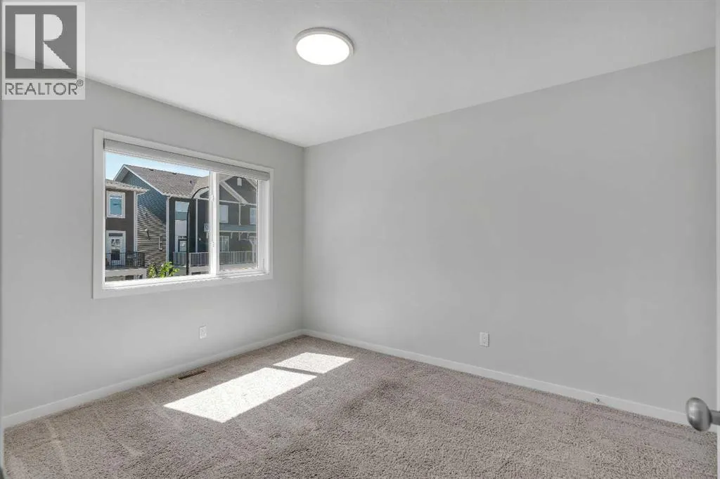36 Seton Row SE