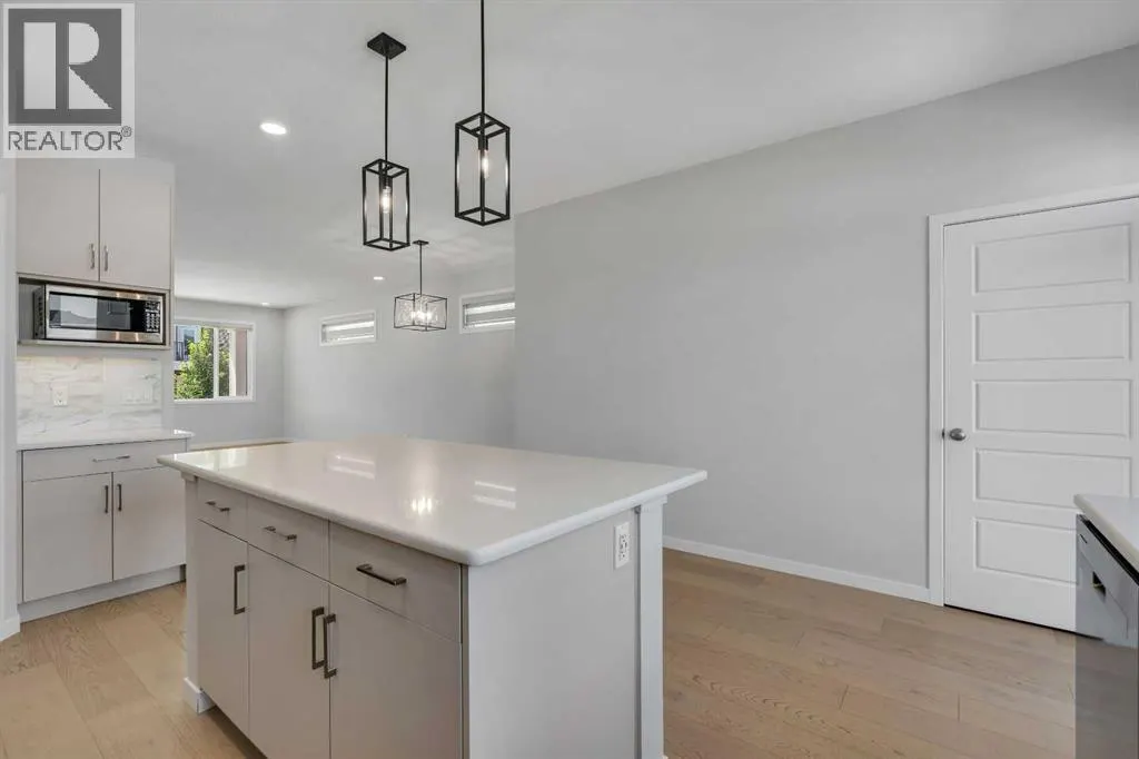 36 Seton Row SE