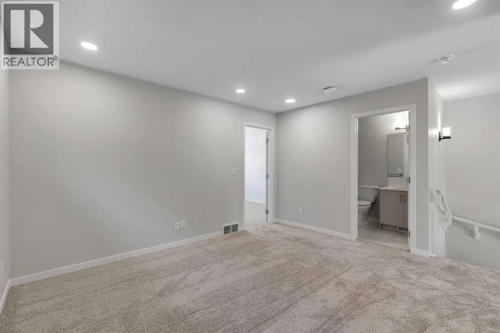 36 Seton Row SE