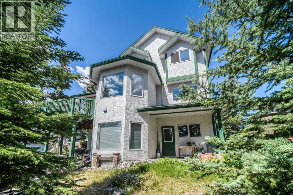 330 Canyon Close