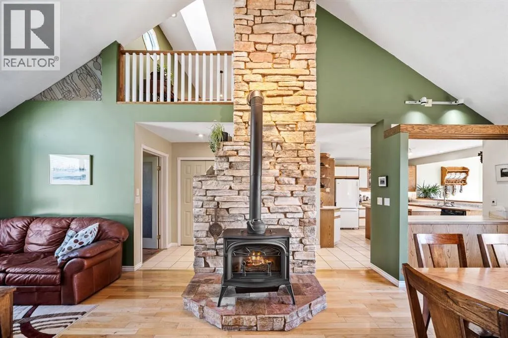 330 Canyon Close