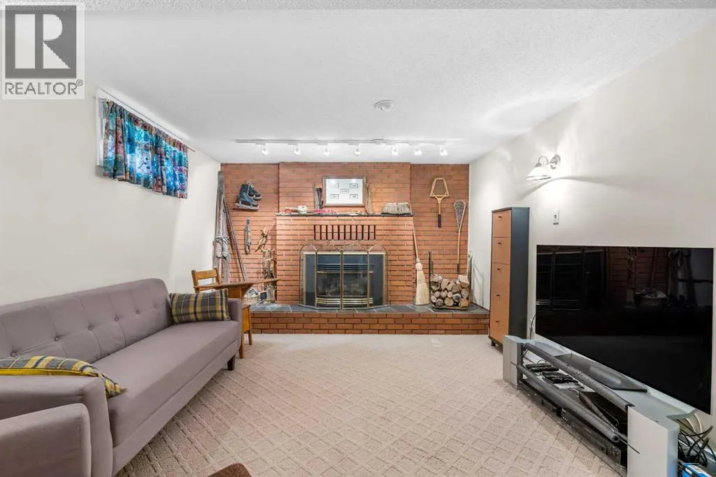 4440 Brentwood Green NW
