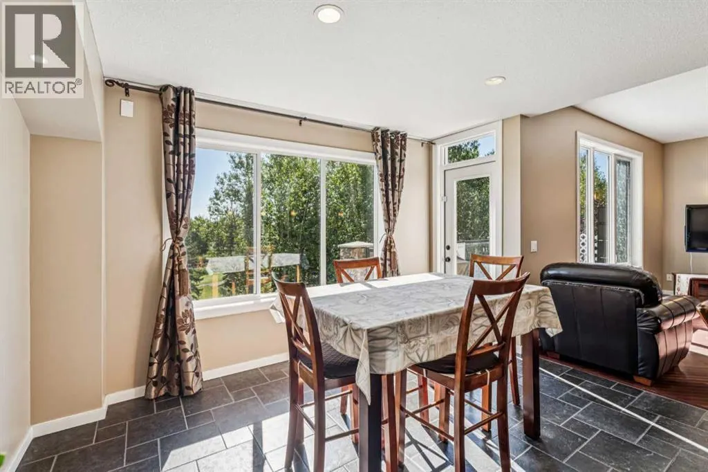 358 Crystal Green Rise