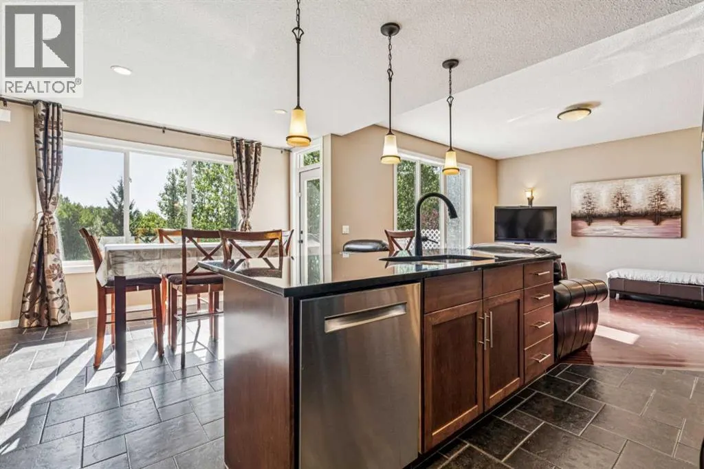 358 Crystal Green Rise