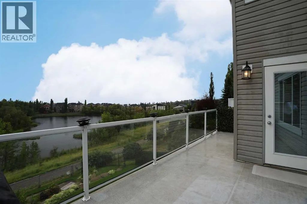 242 Royal Birkdale Crescent NW