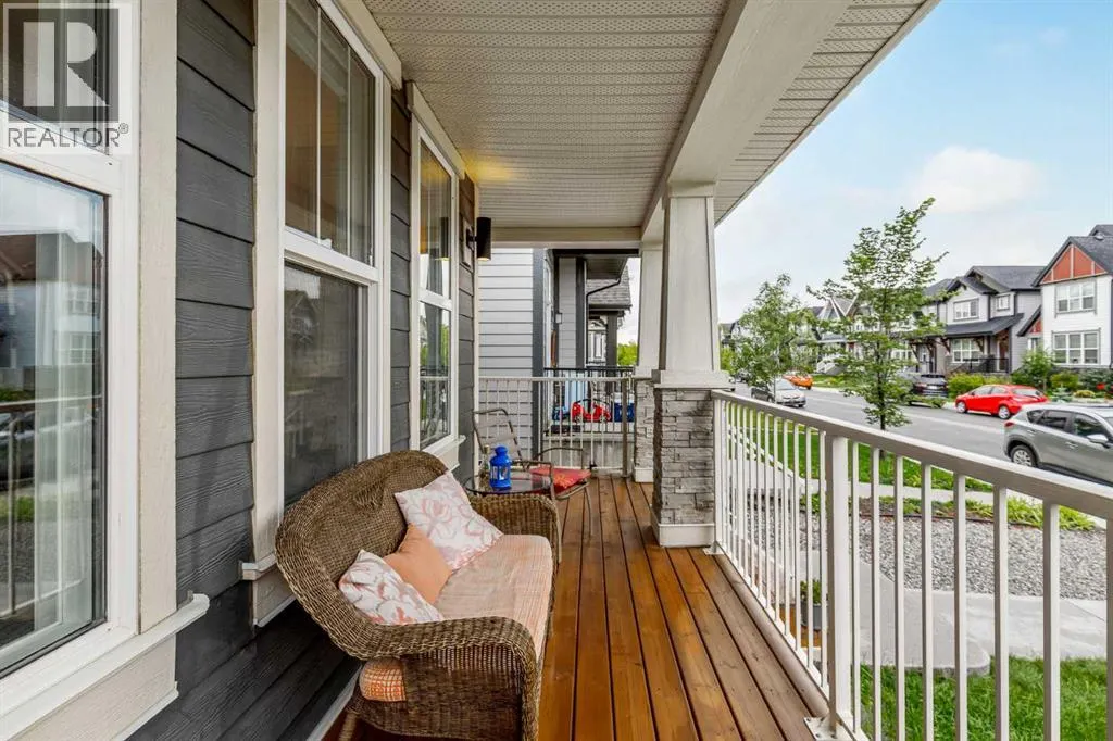 350 Masters Row SE